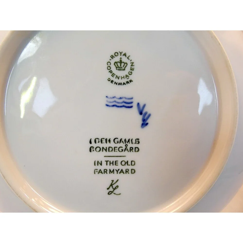 Royal Copenhagen 1969 Kai Lange Christmas Plate In the Old Farm Yard